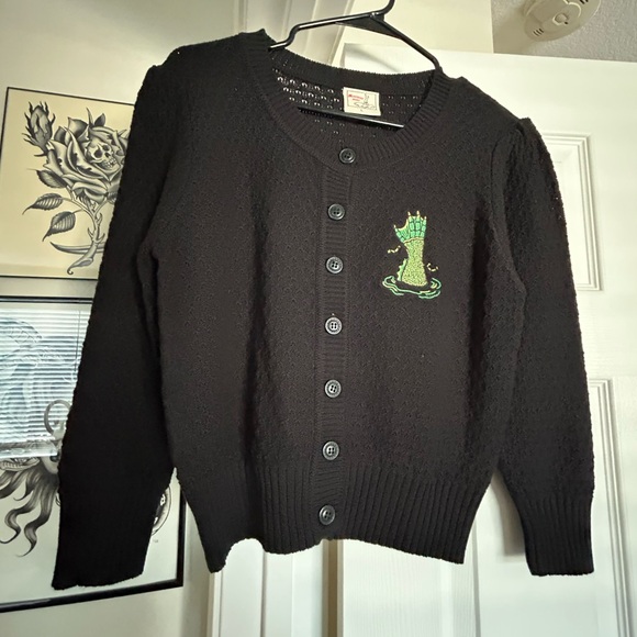 Mischief Made Me Black Beware the Lagoon Cropped Cardigan - Picture 1 of 4
